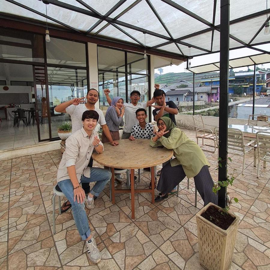 Tani Jiwo Hostel Diyeng Exterior foto
